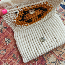 Load image into Gallery viewer, SMILEY CLUTCH