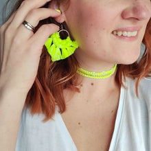 Load image into Gallery viewer, GLOW Choker