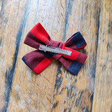 Load image into Gallery viewer, BIG HAIR BOW CLIP
