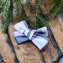 Load image into Gallery viewer, BIG HAIR BOW CLIP

