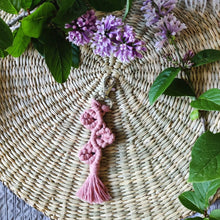 Load image into Gallery viewer, Grapevine Macramé Keychain in colour Vintage Rose, lilacs on the sides.
